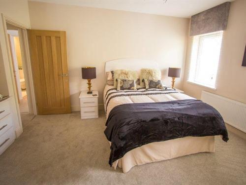 Queen Bee & B Merthyr Tydfil Dış mekan fotoğraf